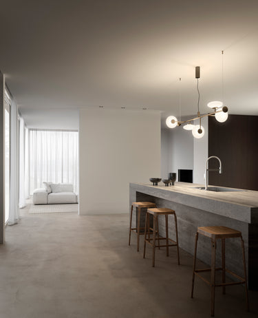 Penta Mami horizontal suspension lamp, a slim tube of light on a metal rod