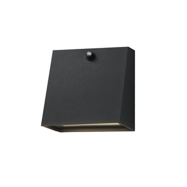Maxim Lighting Pathfinder LED Outdoor Sconce w Photocell-5CCT Black