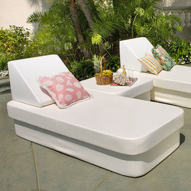 La Fete Design Furniture Cot Resort Daybed at MetropolitanDecor.com