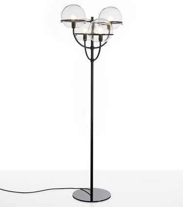 Oluce Lyndon 351 small outdoor floor lamp in black, studio shot