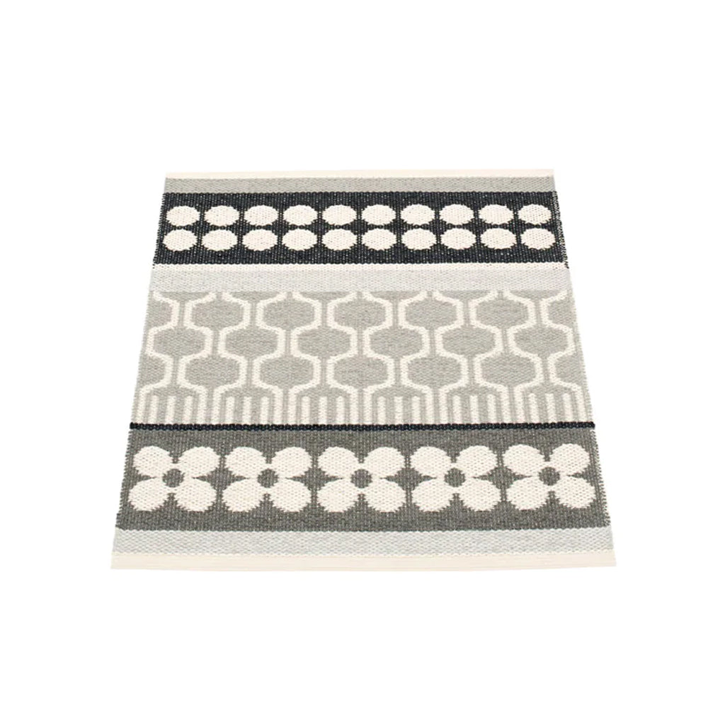 Pappelina Rug Asta Warm Grey