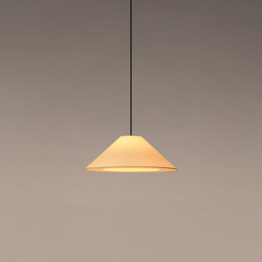 Santa & Cole Sísísí Cónicas Planas pendant light with stitched beige parchment shade