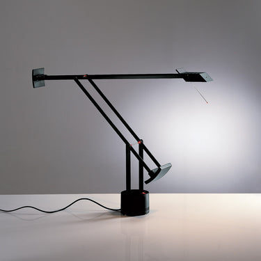 Tizio Classic desk lamp by Artemide in black with adjustable counterbalanced arms