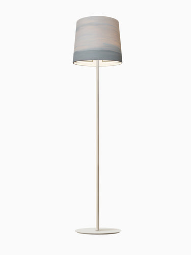 Fog floor lamp, studio view | The Sisters by Mammalampa