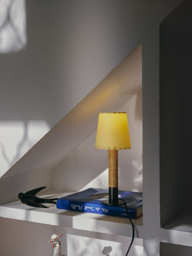 Basica Minima Table Lamp with Bronze Finish Base