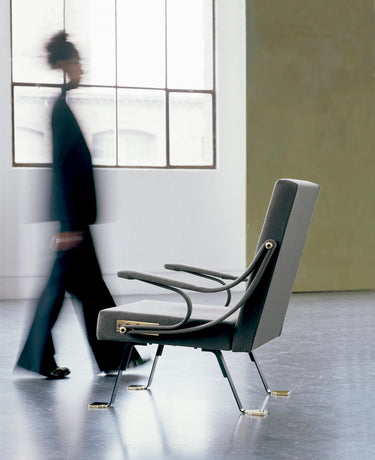 Santa & Cole Digamma Armchair