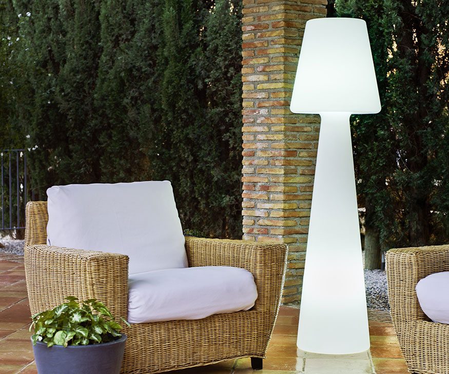Artkalia Ela Extra Large - Indoor and Outdoor - Wired