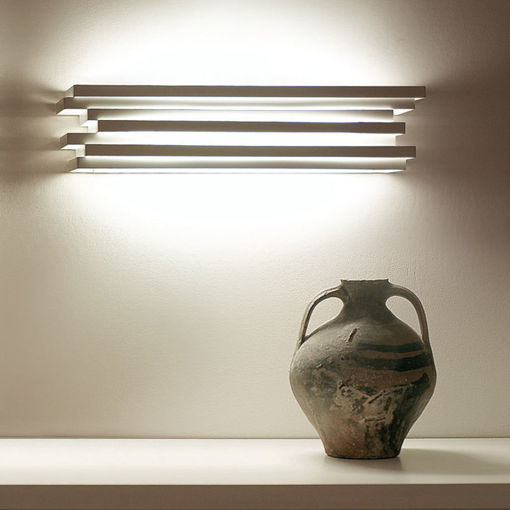 Escape 78 Wall Light by Karboxx