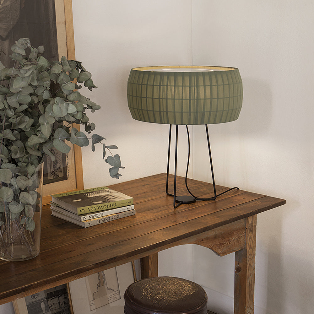 Isamu Table Lamp by Carpyen