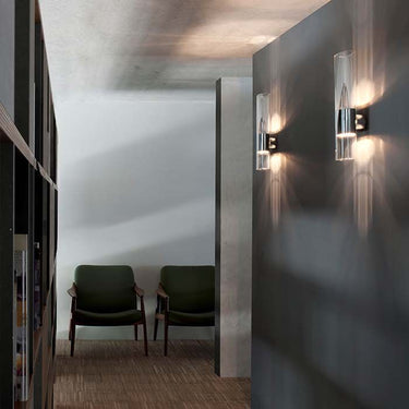 Line Wall Lamp by Oluce with transparent oval Pyrex glass and polished aluminum up & down light