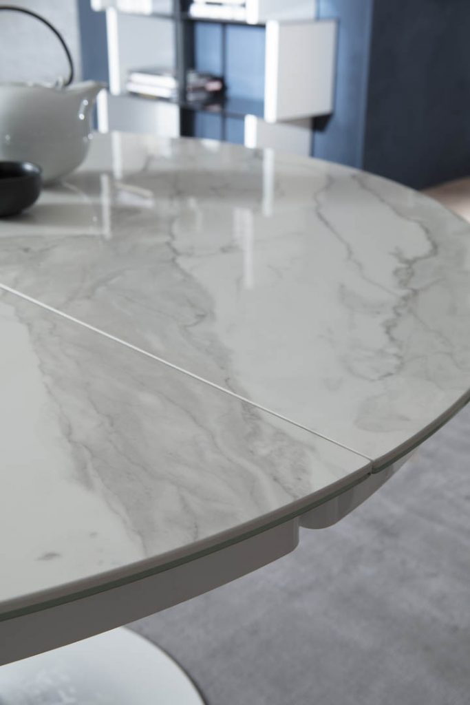 Eclipse Extra White Gloss Dining Table by Ozzio
