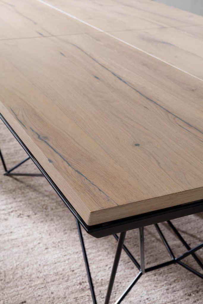 FIL8 Large Dining Table by Ozzio