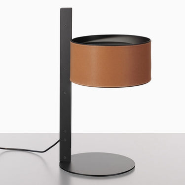 Dimmable E27 table lamp for bedroom or office lighting