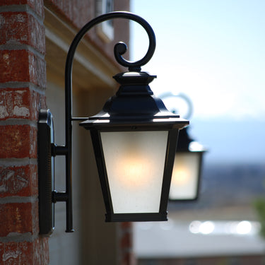 Maxim Lighting Knoxville Outdoor Wall Lantern Bronze