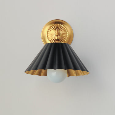 Maxim Lighting Primrose Wall Sconce Black/Gold Leaf