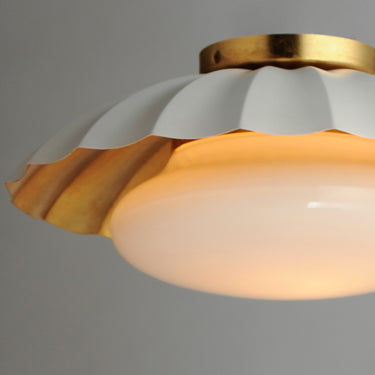 Maxim Lighting Primrose Flush Mount Matte White/Gold Leaf