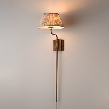 Maxim Lighting Dunbridge Wall Sconce Weathered Brass