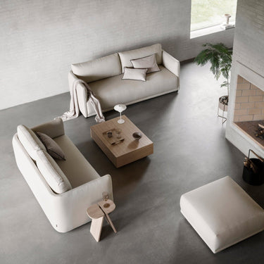 AVIO oak side table in a styled room (1) | AVIO by Kazushige Miyake for blomus
