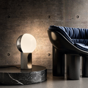Penta Je Suis table lamp, second interior view
