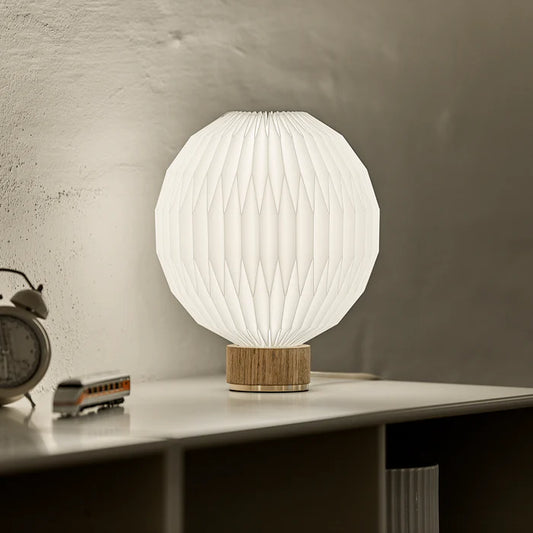 Le Klint 375 Table Lamp - Medium