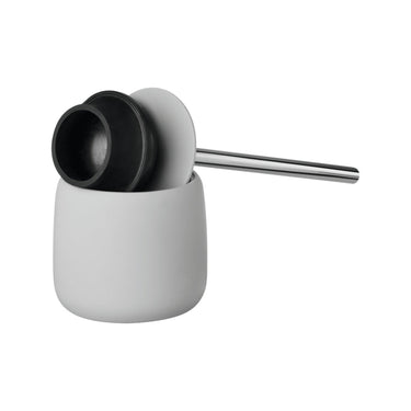 SONO plunger in a styled bathroom (2) | SONO by Nina Thöming for blomus