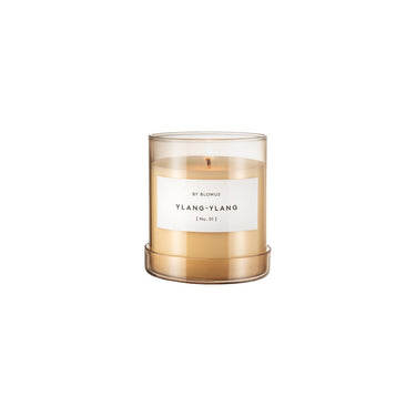 VALOA scented candle in a styled room (8) | VALOA by studio blomus