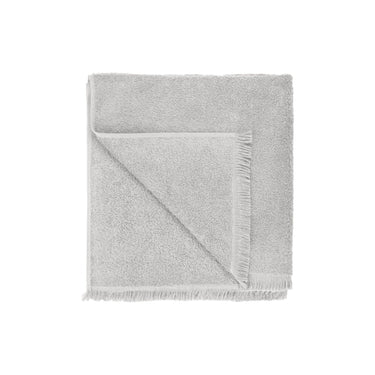 Micro Chip bath towel, product photo | FRINO by blomus