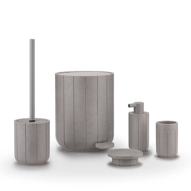 KUA tumbler in a styled bathroom (1) | KUA by Anton Björsing for blomus