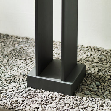 Syntra 42 Open-Frame Landscape Light by Sean Lavin for Visual Comfort - detail