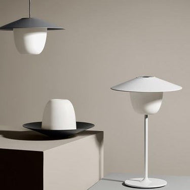 ANI portable lamp in a styled room (1) | ANI by kaschkasch for blomus
