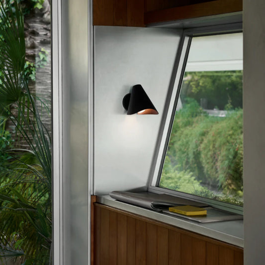 &Tradition - Bonnet Wall Lamp SC103