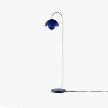 &Tradition - Flowerpot Floor Lamp VP12