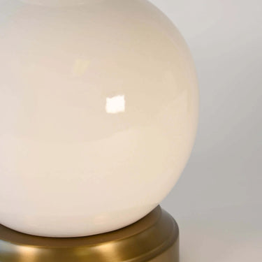 Cordless bedside lamp in ivory ceramic and brass finish