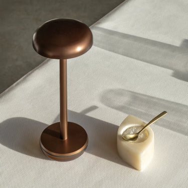Humble Air Table Light