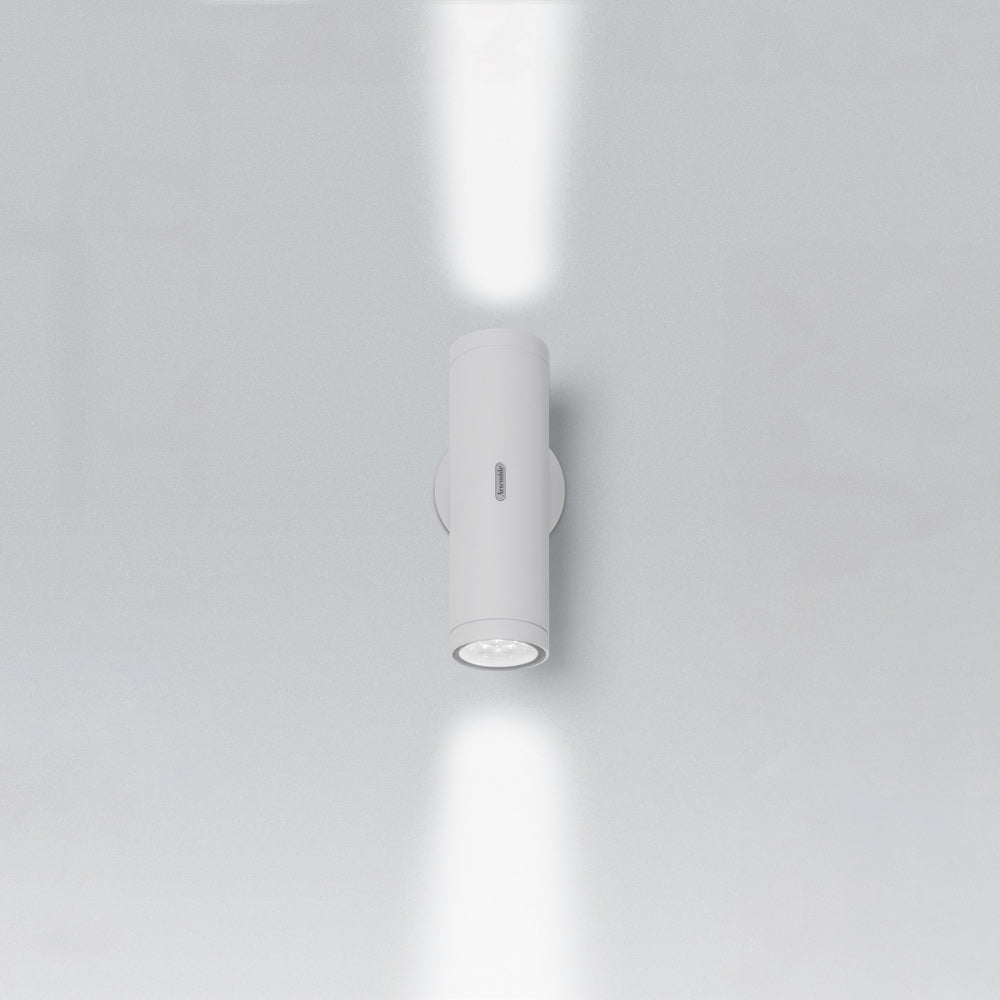  Artemide Calumet 8 - Energy-Efficient Wall Sconce