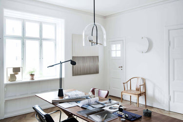 Equilibrist Table Lamp - Black