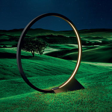 "O" Outdoor Floor Light styled in a modern interior, view 4