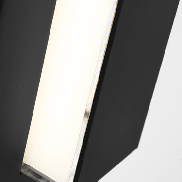 Aspen 15 Outdoor LED Wall Sconce In Black Finish | Modern Outdoor Lighting | Visual Comfort