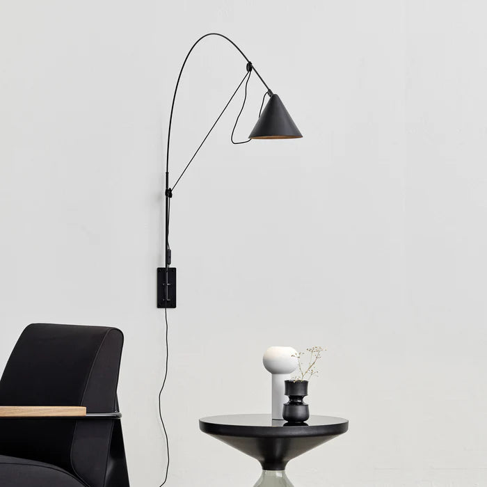 Midgard Ayno Large Wall Lamp Black
