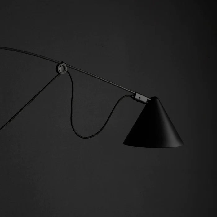 Midgard Ayno Large Wall Lamp Black