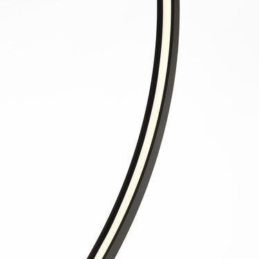 Closeup Baku 25 Chandelier's delicate arched forms, showcasing its contemporary design.