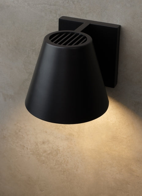 Bowman 4 LED Outdoor Wall Sconce | Visual Comfort Modern