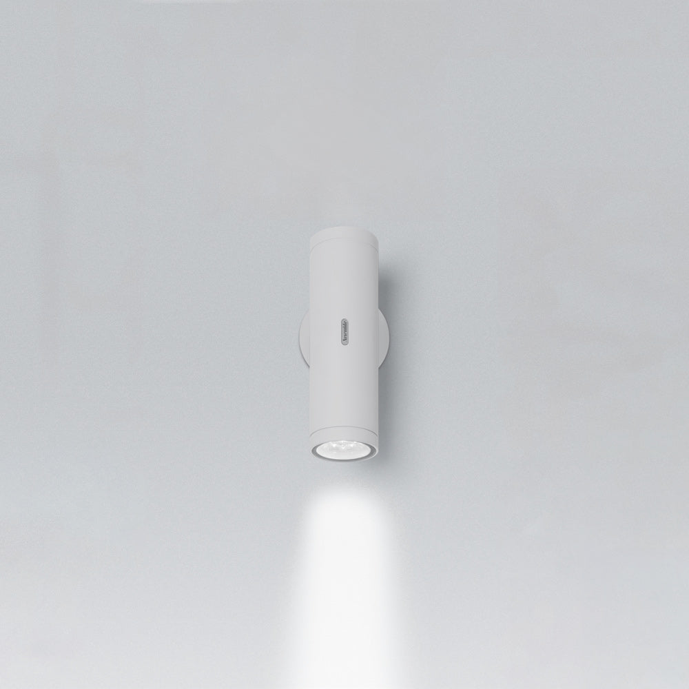 Calumet 8 Single Wall Light - 8.5 Degree | Artemide