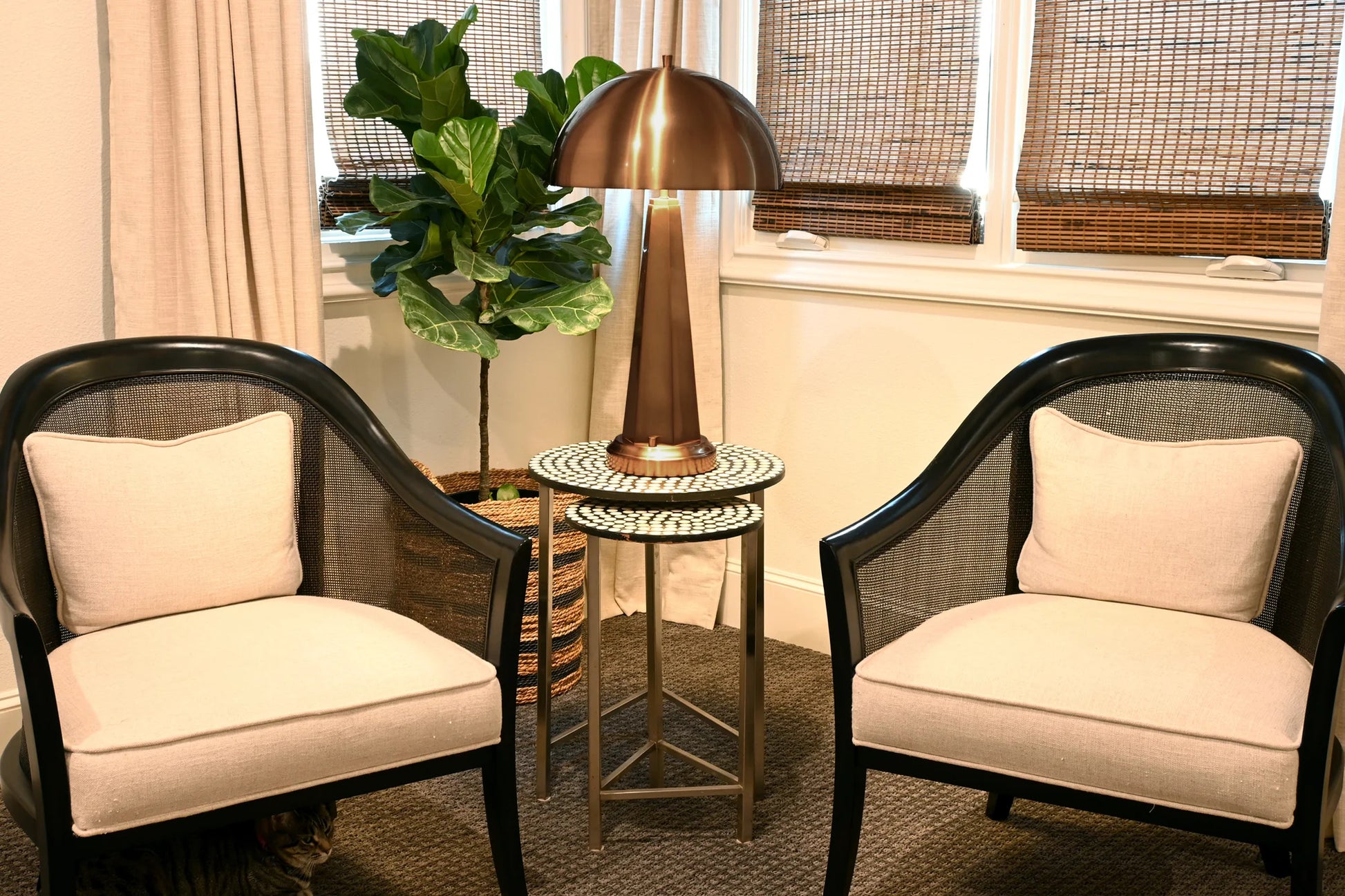 Indoor Antique Brass Lighting for Resorts and Restaurants