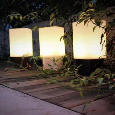 Cuadrat Cordless Table Lamp | Landscape Lighting Idea