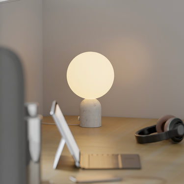 Close-up of the Dude Marble Table Lamp (6)