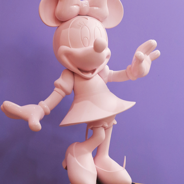 Minnie Welcome 24 in by Leblon Delienne, Pastel Pink colorway, 62 cm – image 2