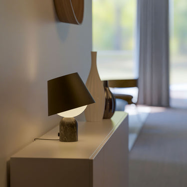 Designer LED table lamp with full dimming and adjustable shade