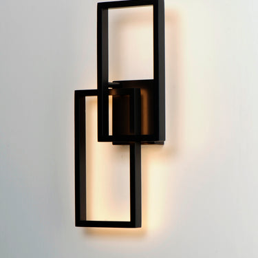 ET2 Traverse LED Outdoor Wall Sconce Black