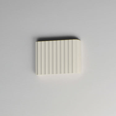 ET2 Delphi 9" LED Wall Sconce CCT Select Chaulk White